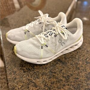 On Running cloudsurfer Women's White Running Shoes size 10